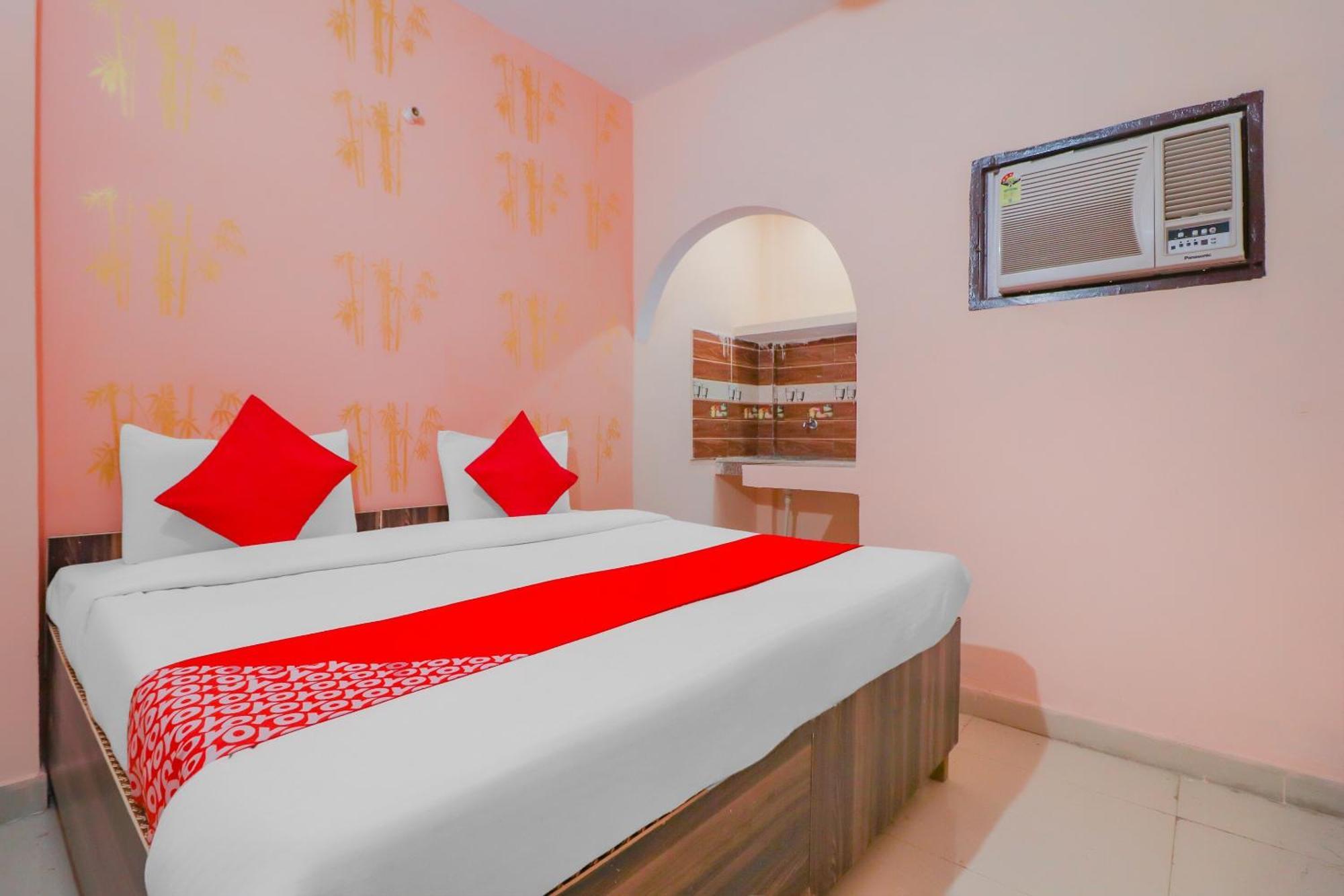 Hotel O Bhardwaj Guest House Garhi Harsaru Dış mekan fotoğraf