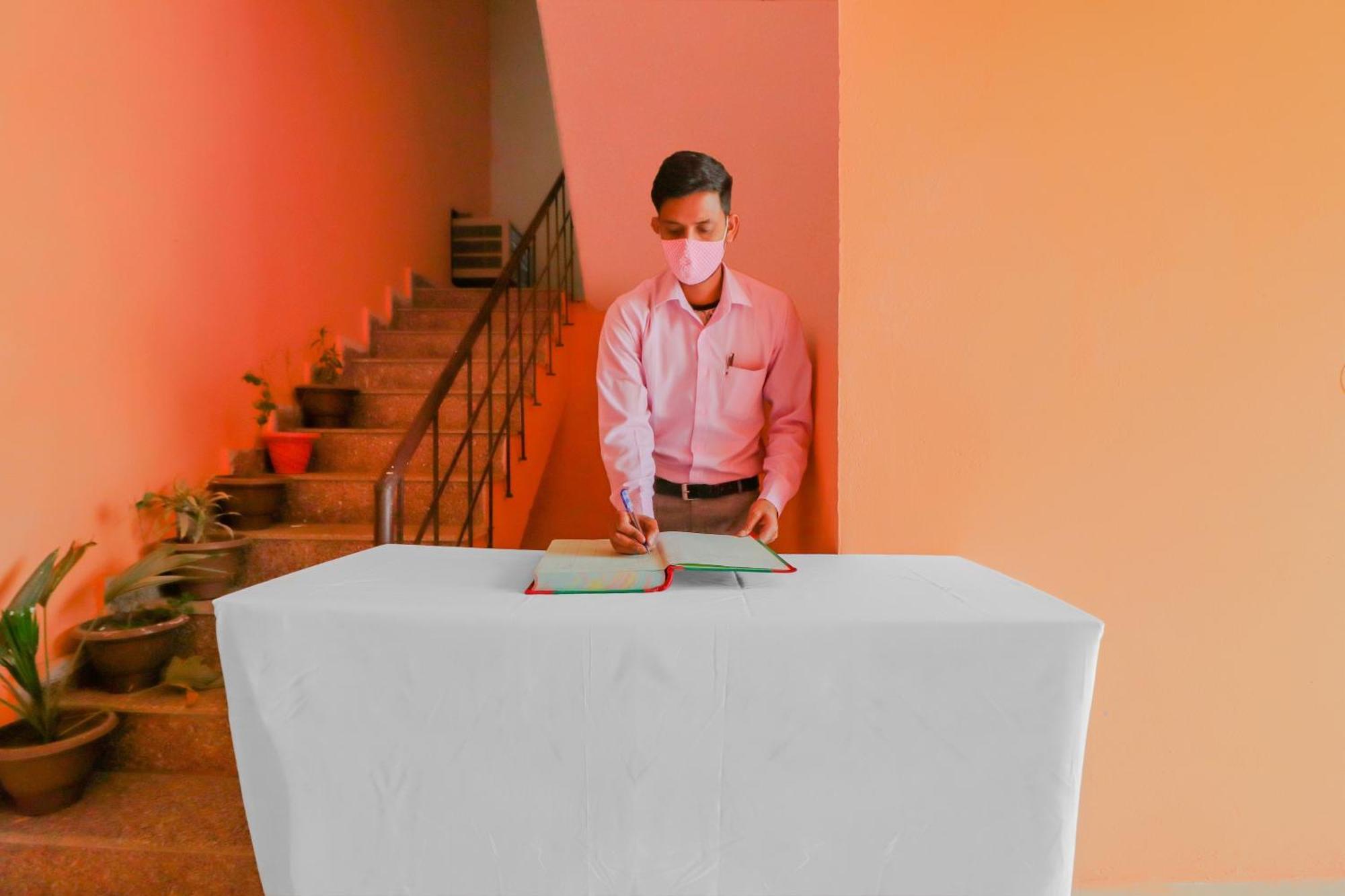 Hotel O Bhardwaj Guest House Garhi Harsaru Dış mekan fotoğraf