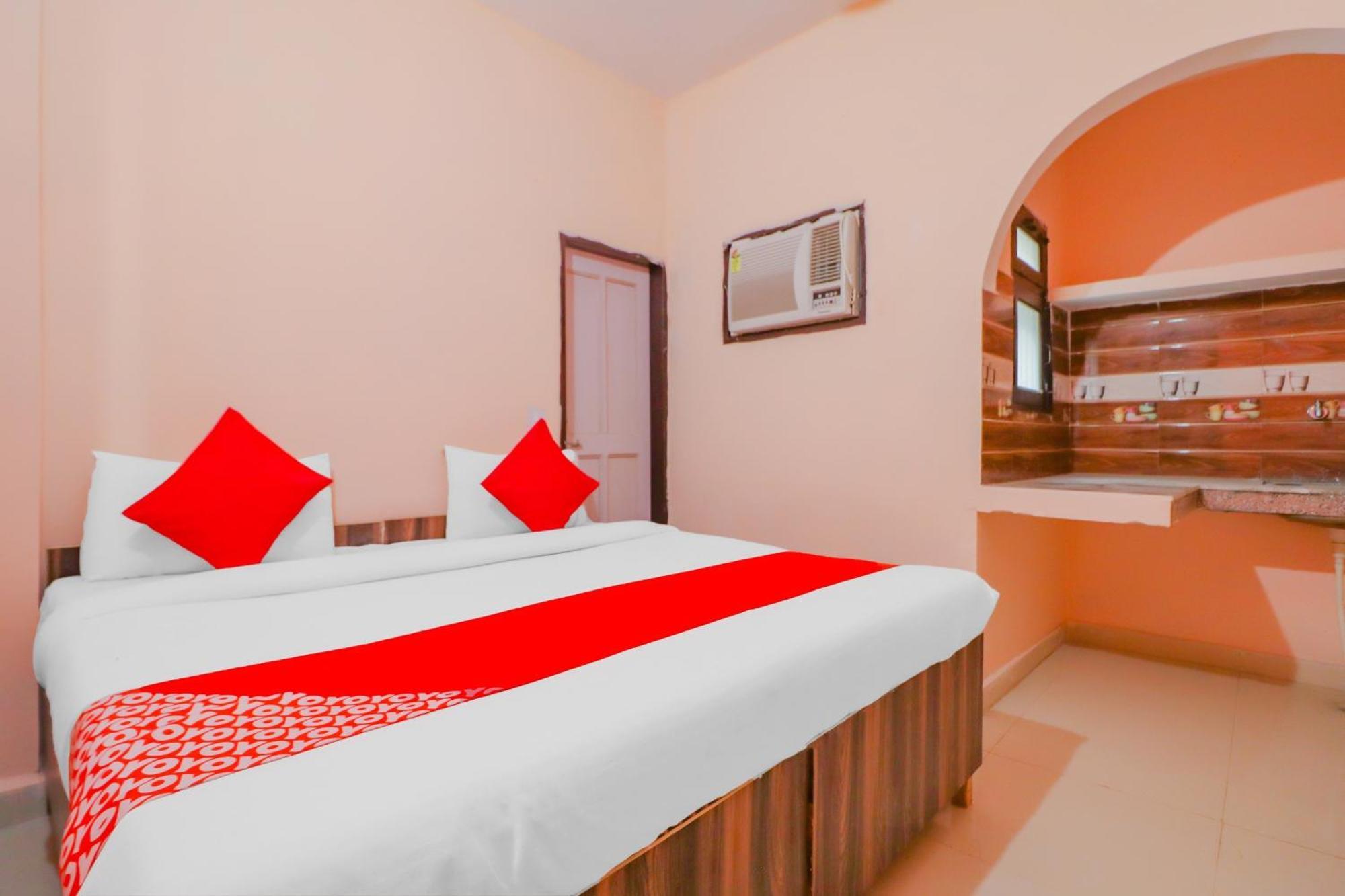 Hotel O Bhardwaj Guest House Garhi Harsaru Dış mekan fotoğraf